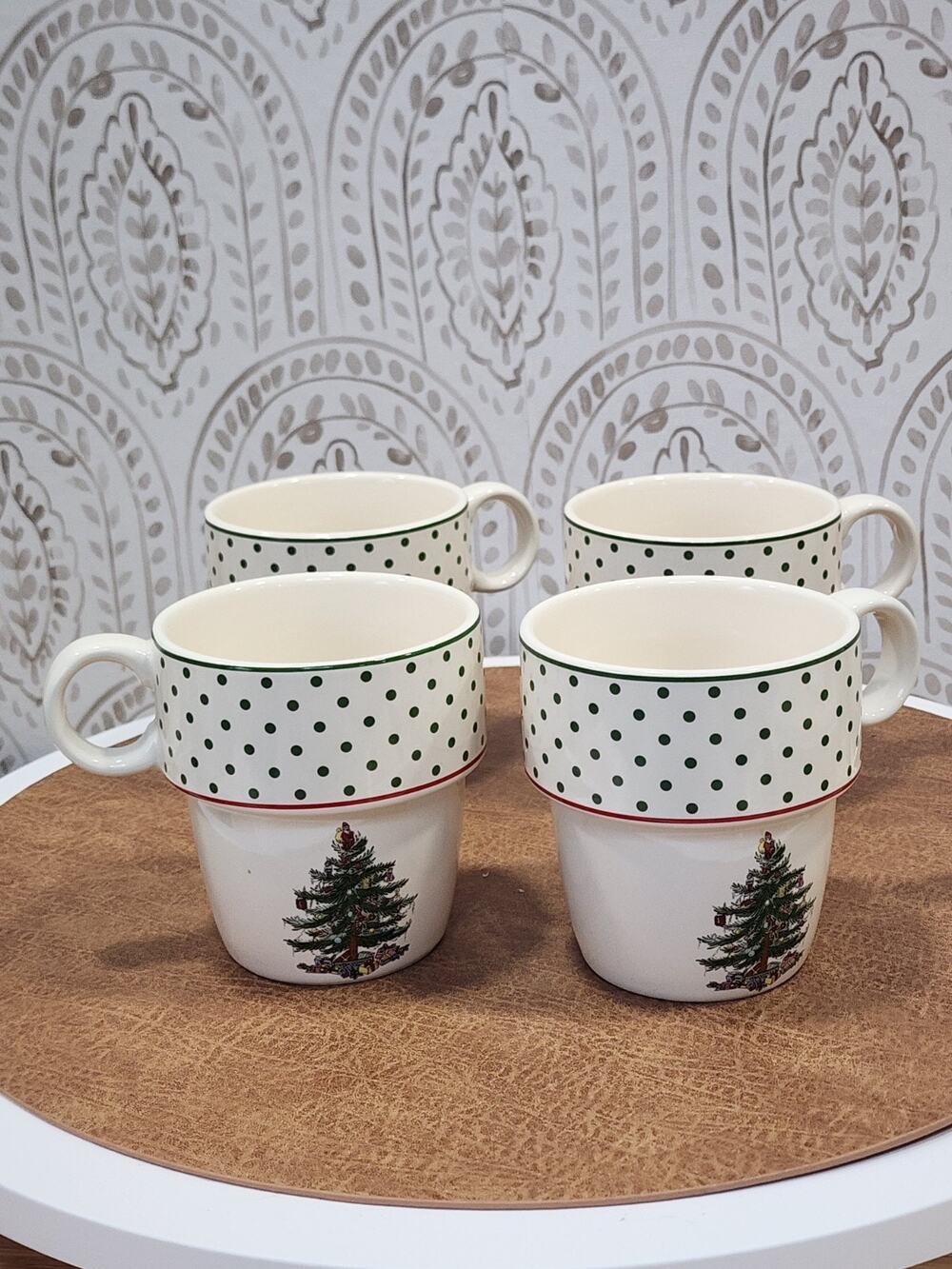 Spode Christmas Tree Polka Dot Stackable 10 oz Mugs Set of 4 Holiday Coffee Cups